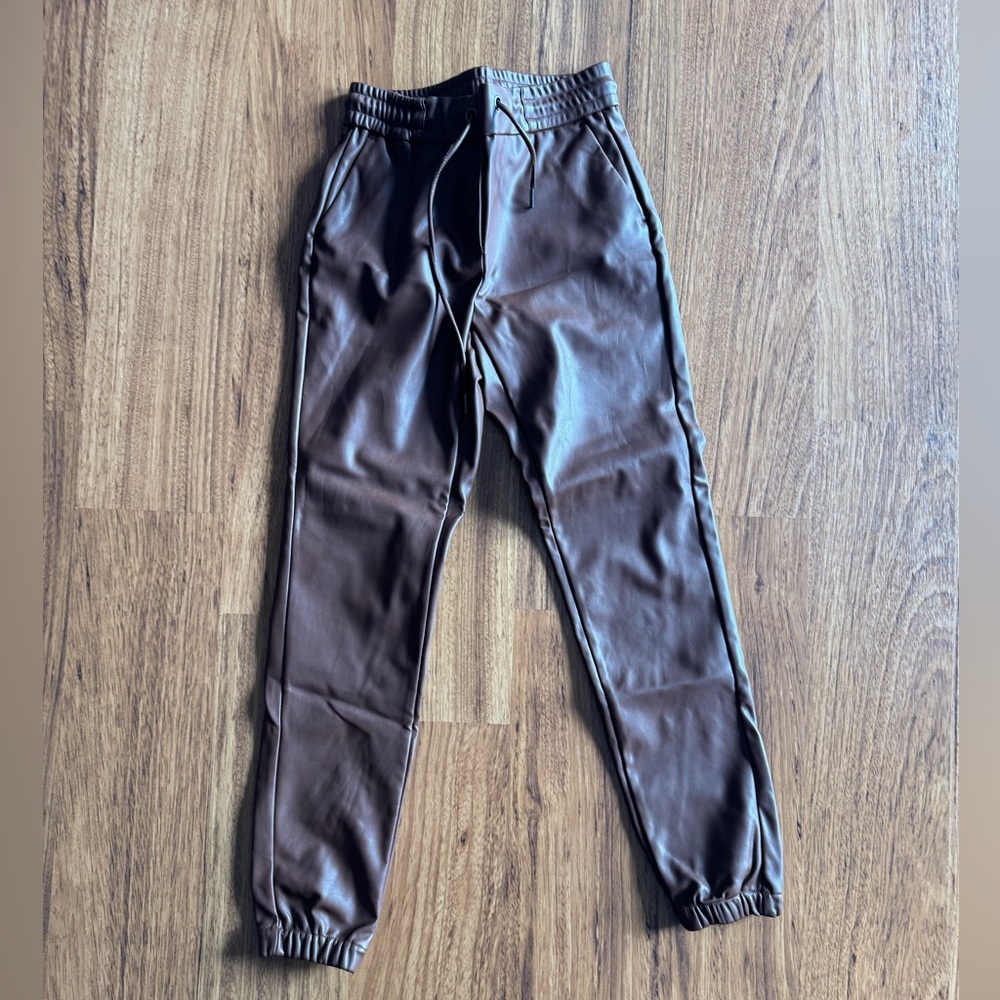 RW&CO. Women's Chocolate Brown Joggers